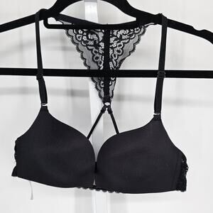 IntimaSecret Womens Sz 32B Front Clasp T Shirt Bra Black w/ Lace
